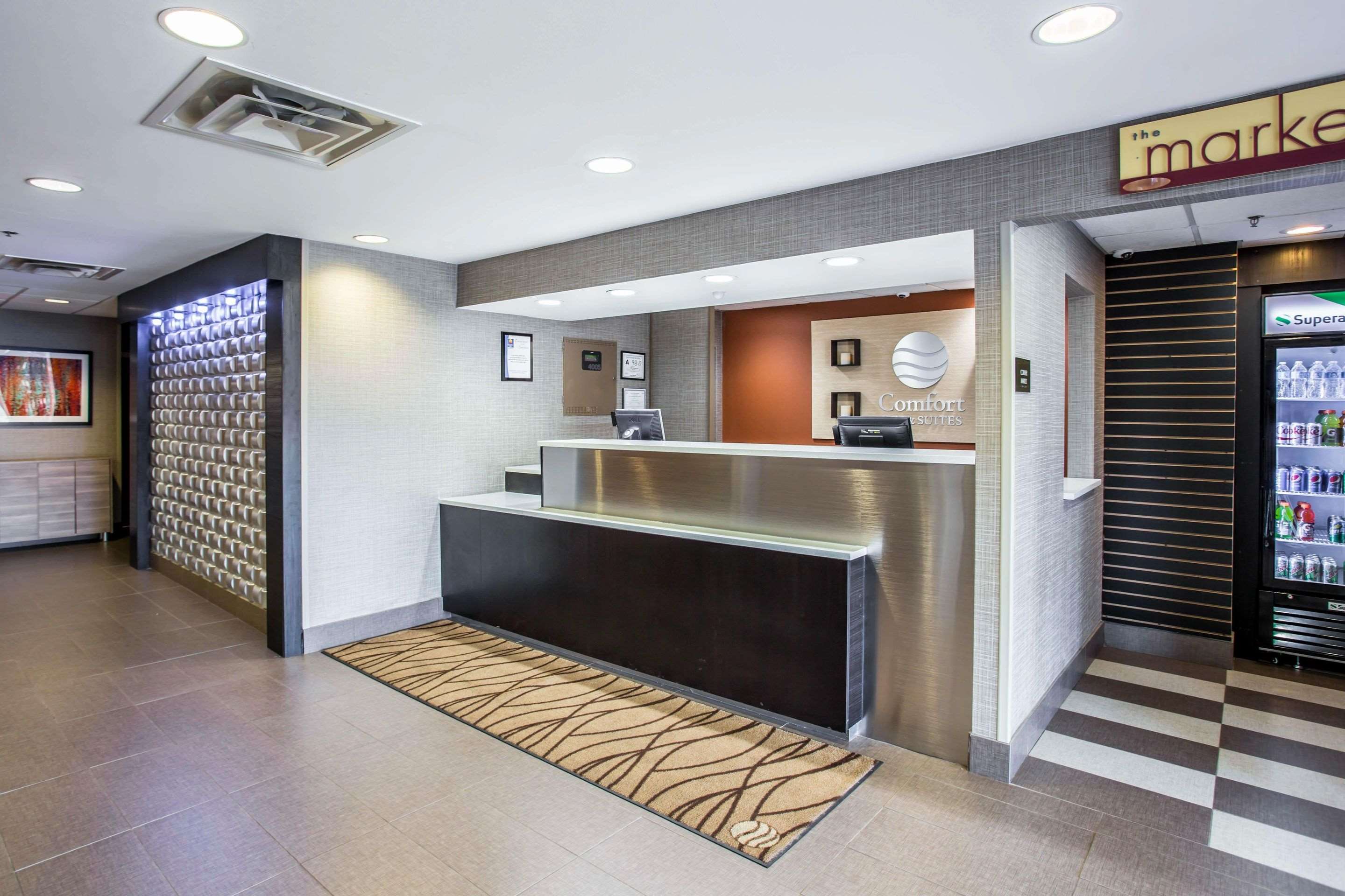 Spacious lobby | Comfort Inn & Suites Kannapolis - Concord
