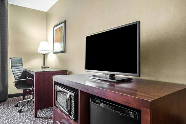  - Comfort Inn & Suites Kannapolis