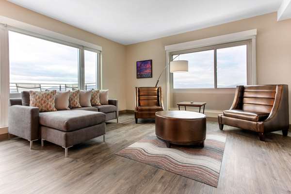 Suite - Cambria Hotel Downtown Asheville - I-240, Exit 4C