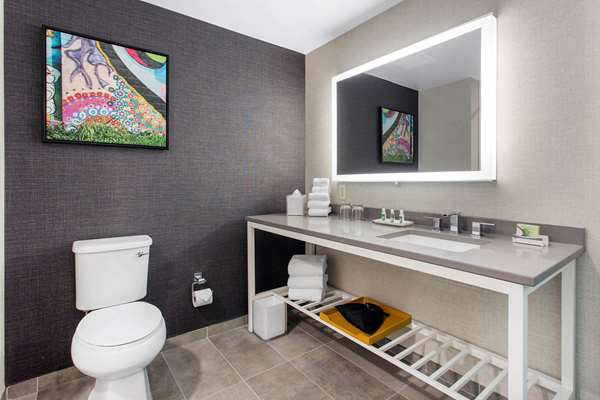  - Cambria Hotel Downtown Asheville - I-240, Exit 4C