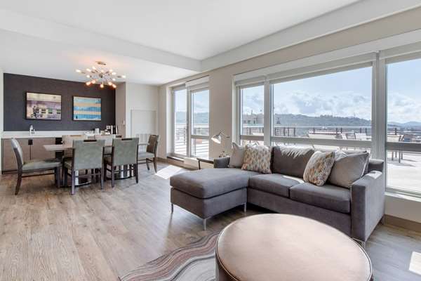 Suite - Cambria Hotel Downtown Asheville - I-240, Exit 4C