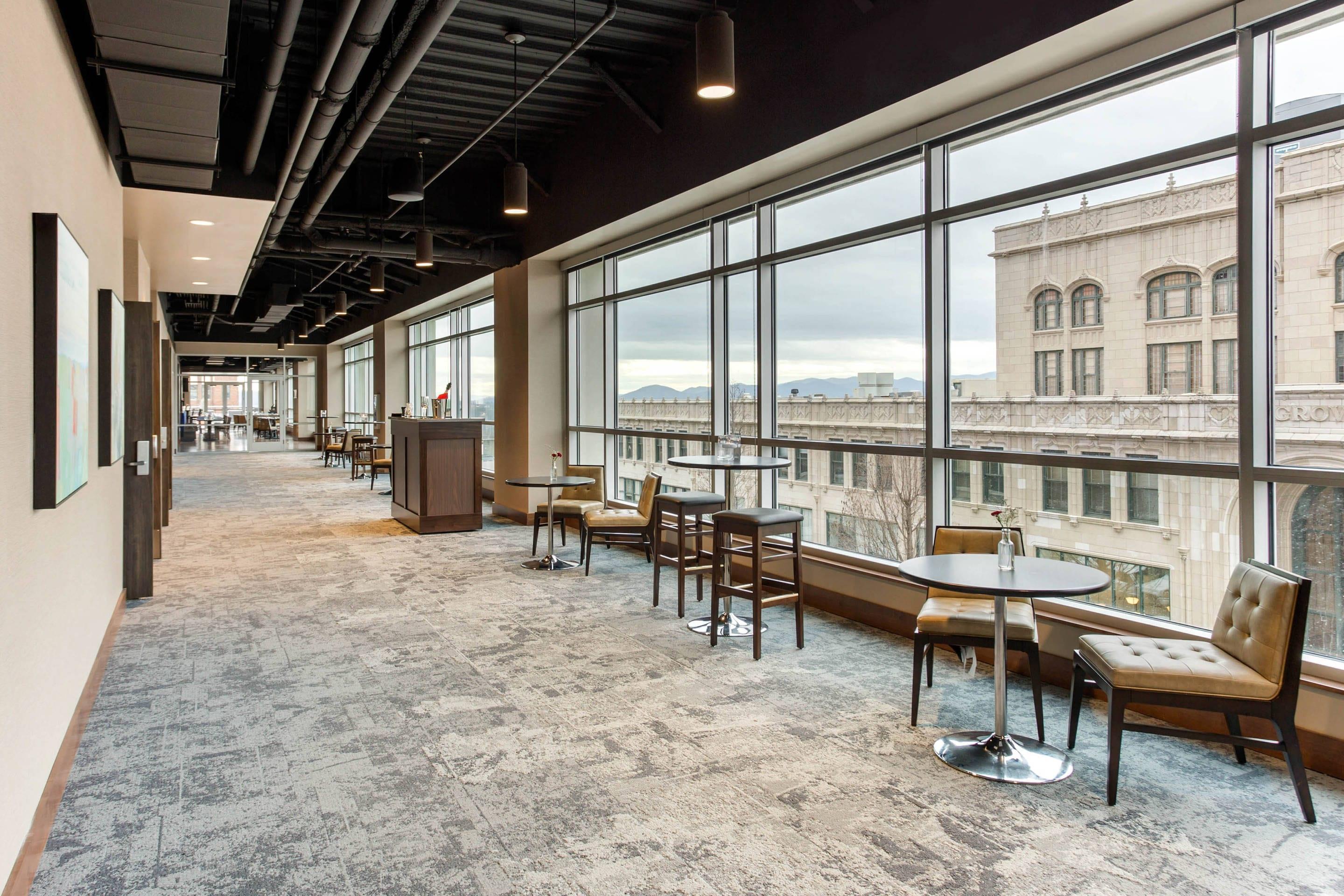 Hotel lounge area | Cambria Hotel Downtown Asheville