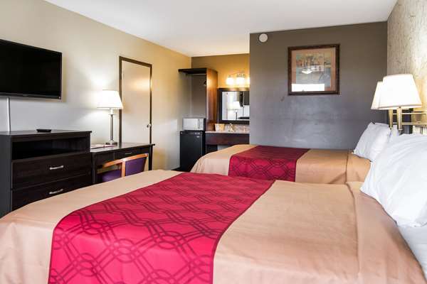  - Econo Lodge Selma - I-95, Exit 97