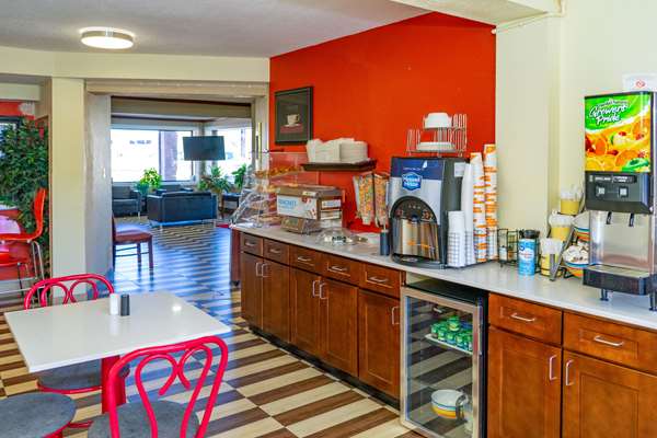 Amenities - Econo Lodge Weldon - I-95, Exit 173