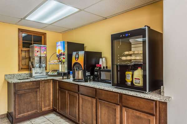 Amenities - Rodeway Inn Franklin