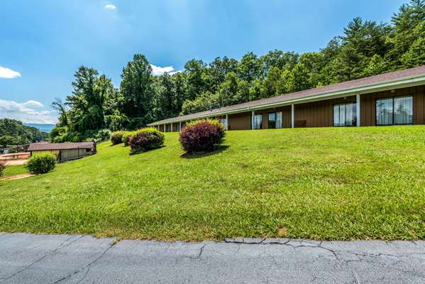 Exterior view - Rodeway Inn Franklin