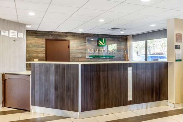  - Quality Inn & Suites Airport Charlotte - I-77, Exit 6A