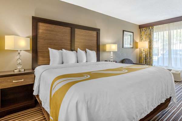  - Quality Inn & Suites Airport Charlotte - I-77, Exit 6A