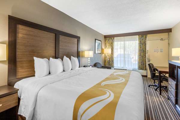  - Quality Inn & Suites Airport Charlotte - I-77, Exit 6A