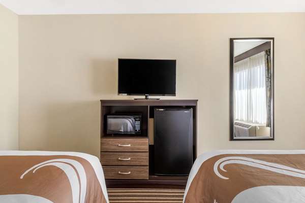  - Quality Inn & Suites Airport Charlotte - I-77, Exit 6A
