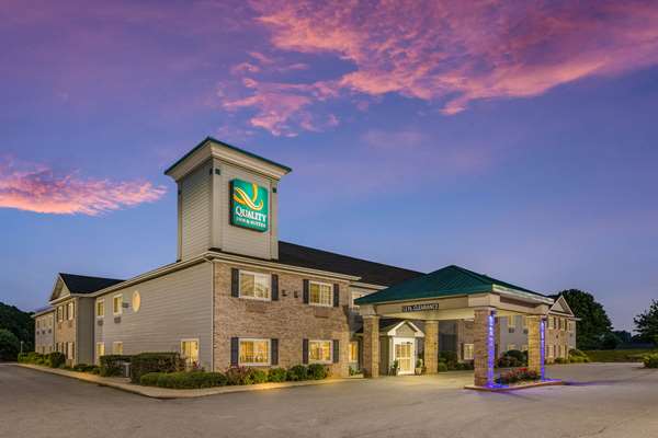  - Quality Inn & Suites Flat Rock - I-26, Exit 53