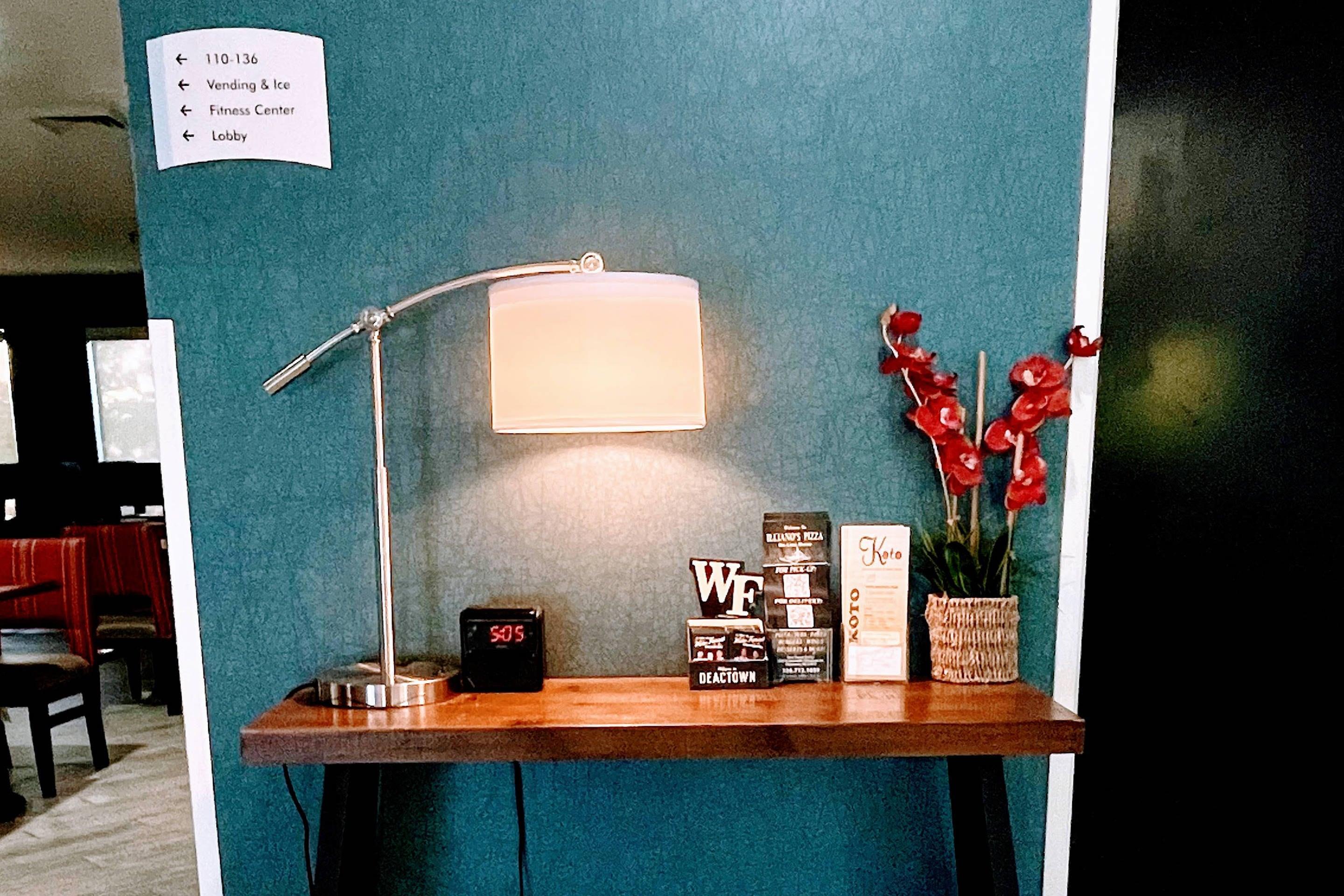 Hotel lobby | Quality Inn & Suites Clemmons I-40