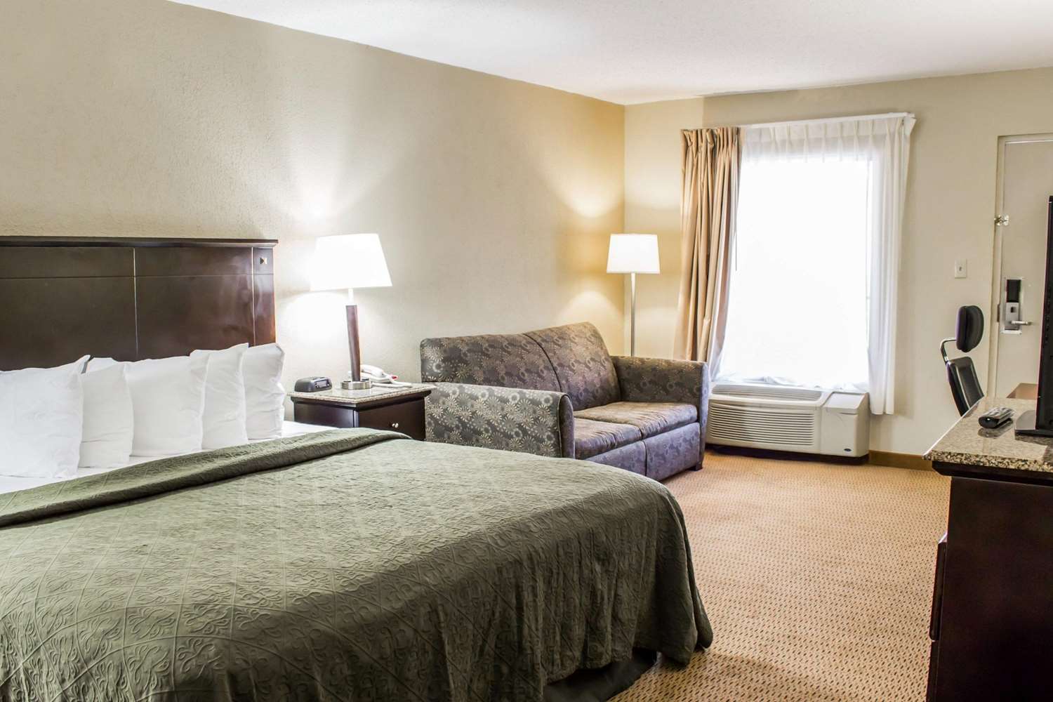 Quality Inn & Suites Wilson, NC See Discounts