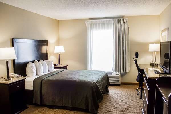 Suite - Quality Inn & Suites Wilson - I-95, Exit 121