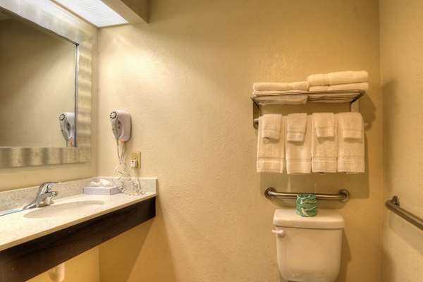  - Quality Inn Cherokee