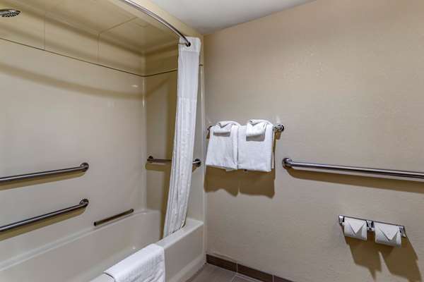  - Comfort Inn West Asheville - I-40, Exit 44