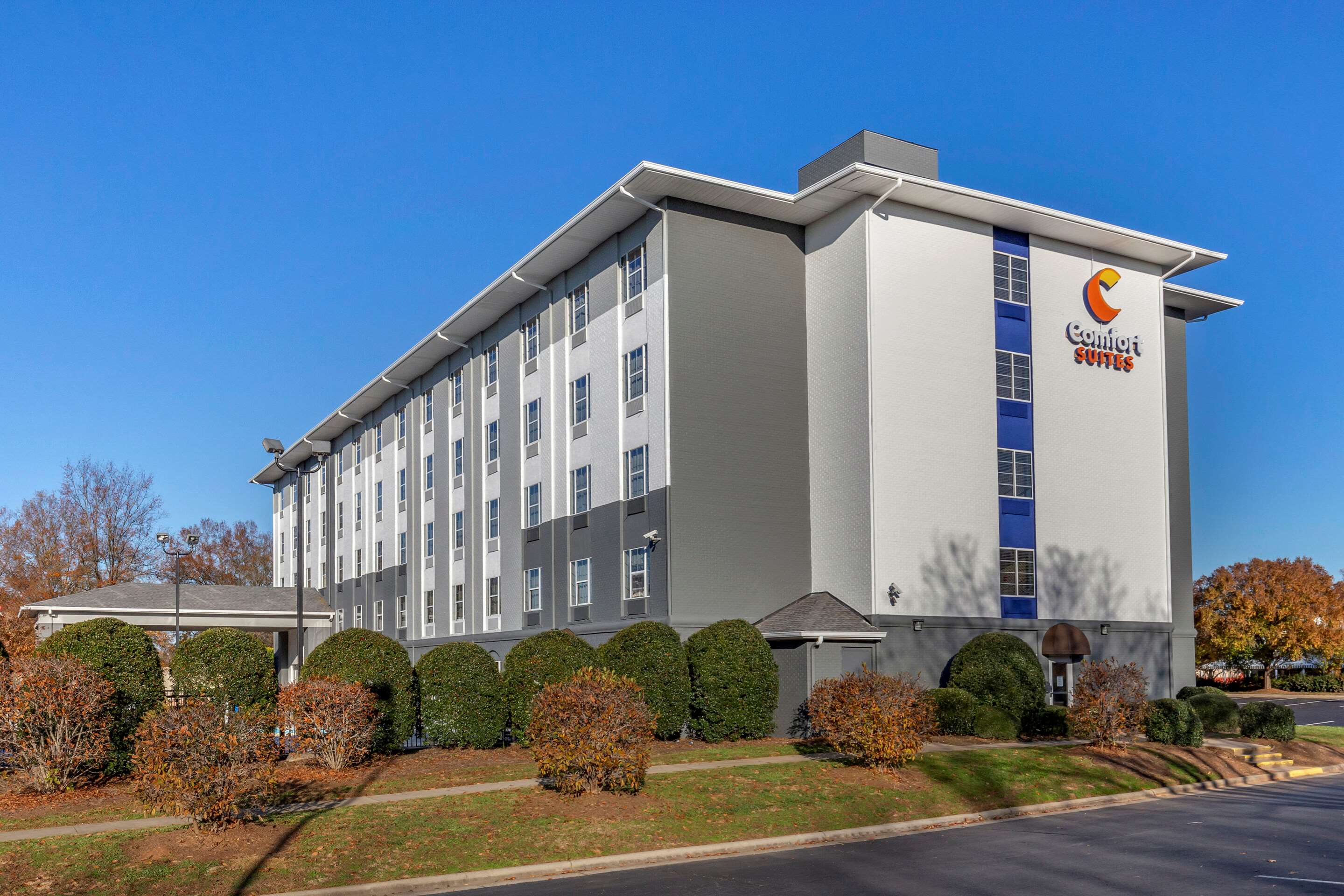Hotel exterior | Comfort Suites Pineville - Ballantyne Area