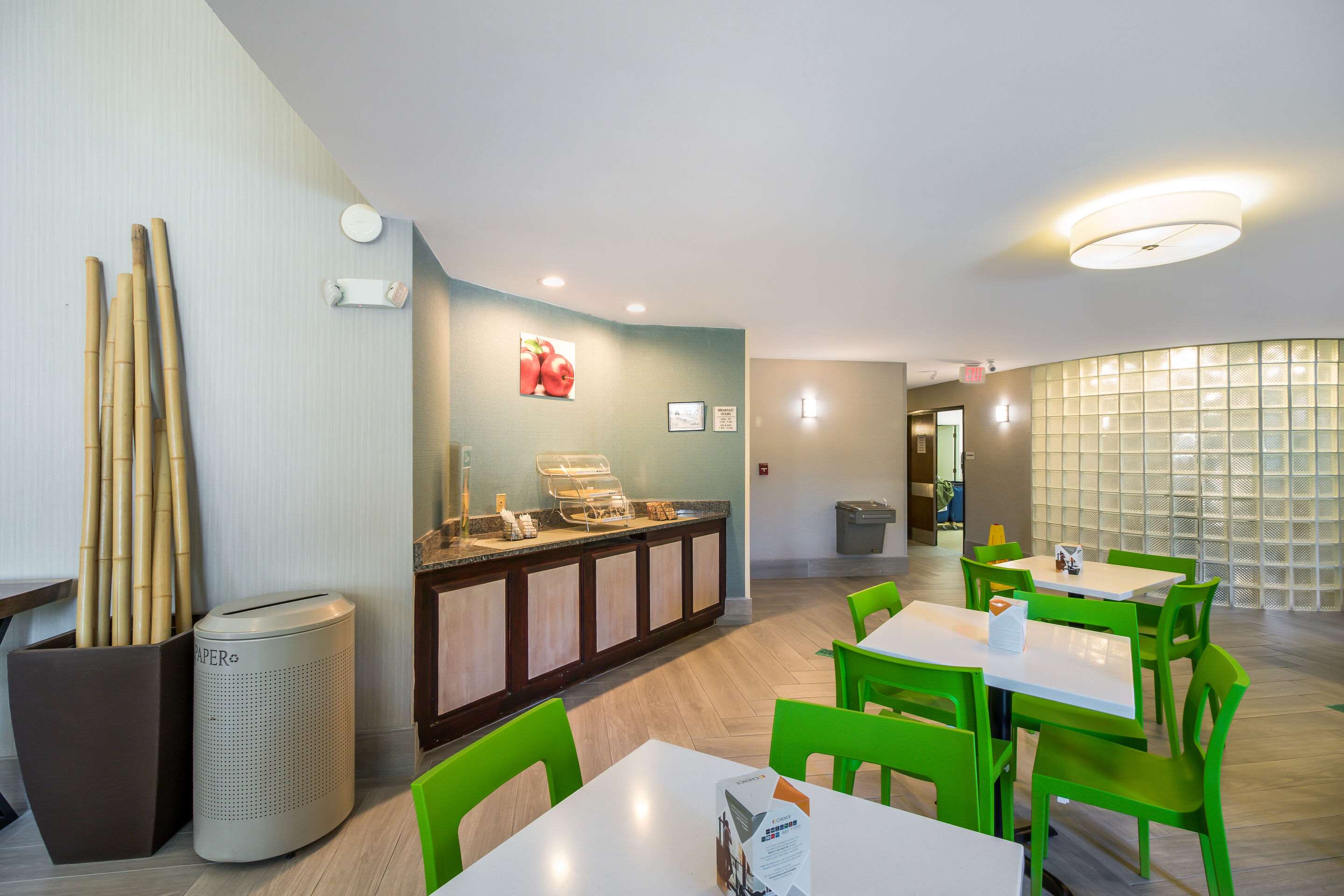 Breakfast area | Quality Inn near MCAS Cherry Point