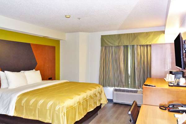  - Quality Inn & Suites Raleigh - I-440, Exit 11