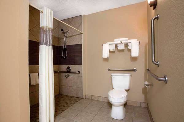  - Quality Inn & Suites North Charlotte - I-85, Exit 41