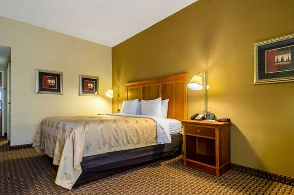  - Quality Inn Lumberton - I-95, Exit 22