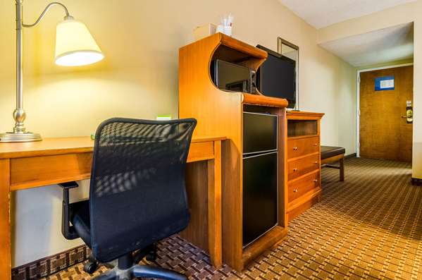  - Quality Inn Lumberton - I-95, Exit 22