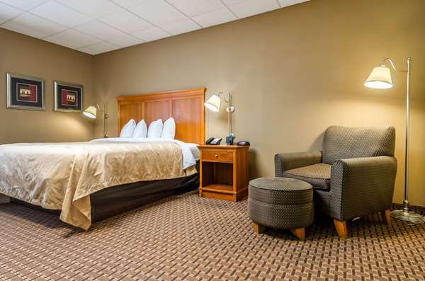 Suite - Quality Inn Lumberton - I-95, Exit 22