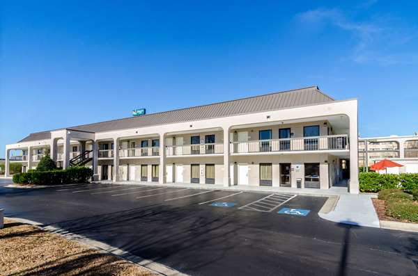 Exterior view - Quality Inn Lumberton - I-95, Exit 22