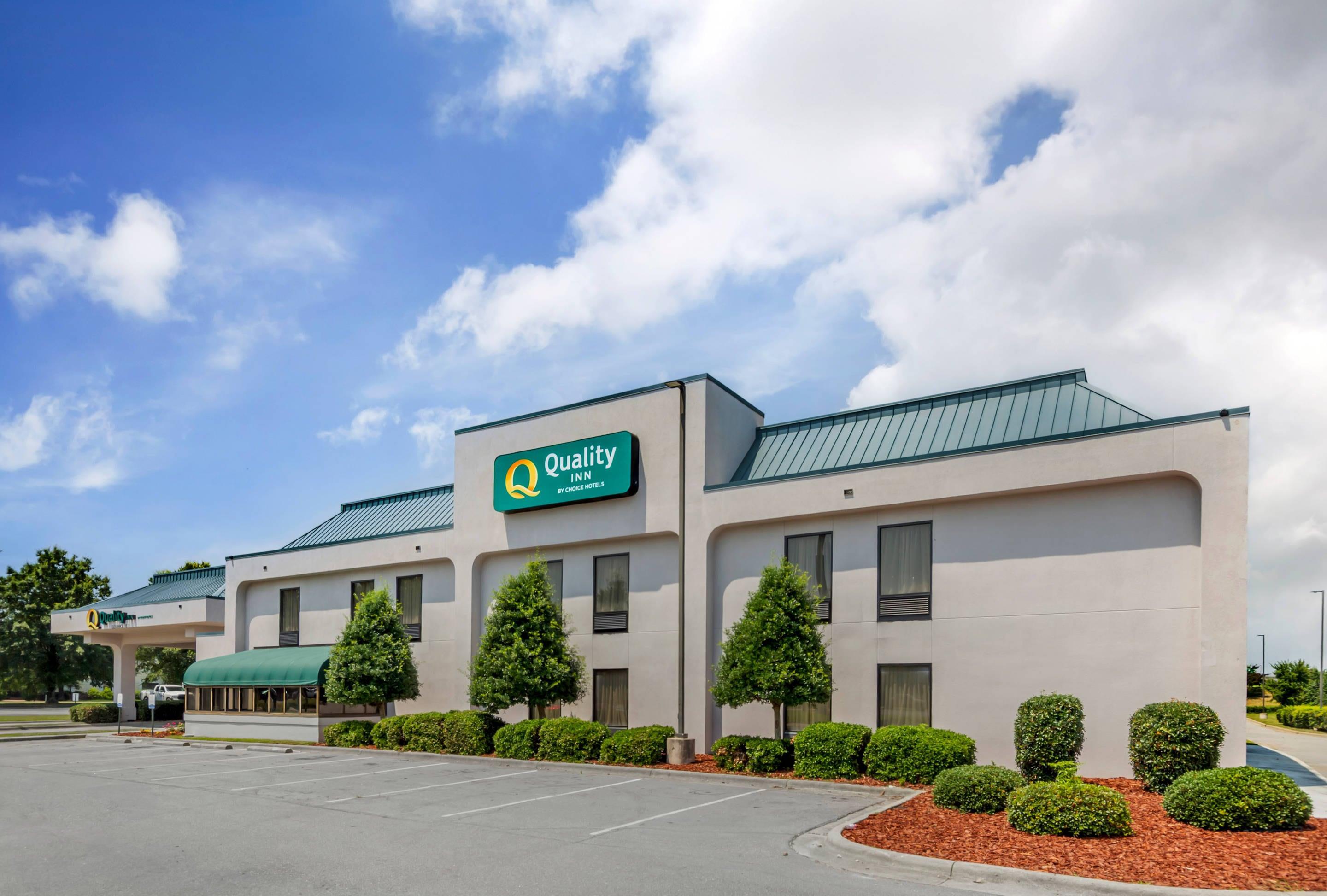Hotel exterior | Quality Inn