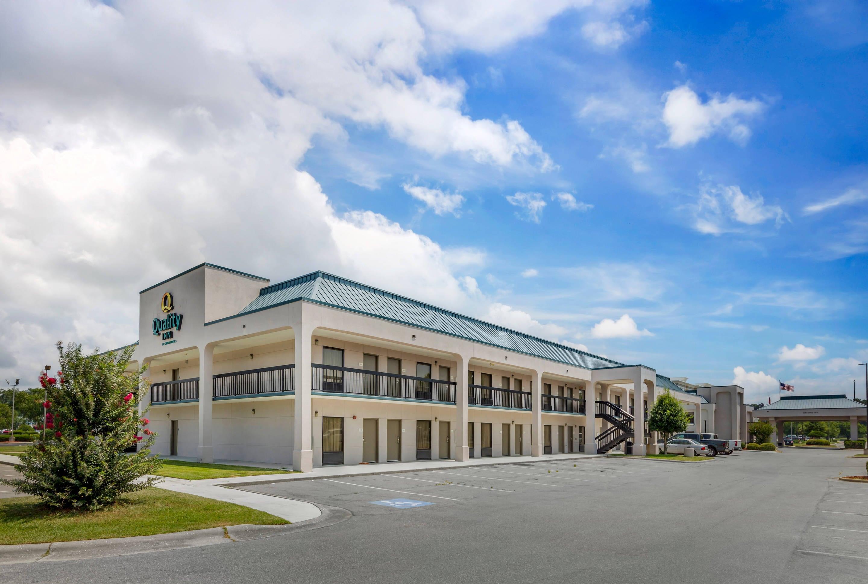 Hotel exterior | Quality Inn