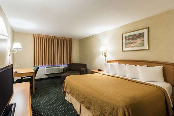  - Quality Inn Grand Forks