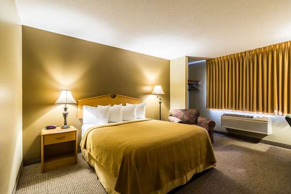  - Quality Inn Grand Forks
