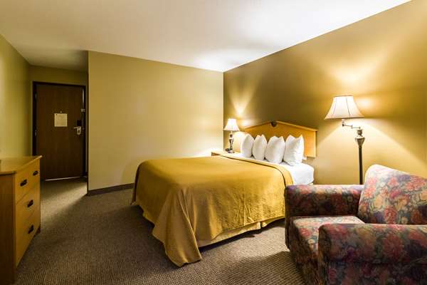  - Quality Inn Grand Forks