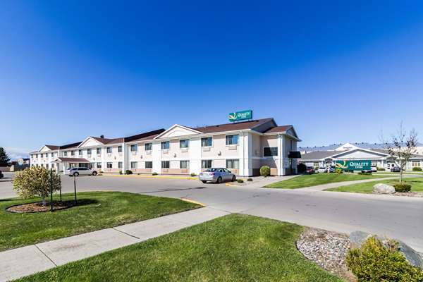 Exterior view - Quality Inn Grand Forks