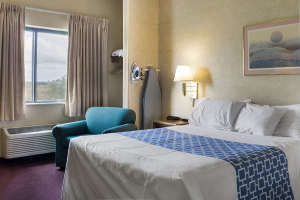  - Rodeway Inn Wahpeton