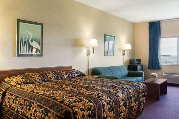 Suite - Rodeway Inn Wahpeton