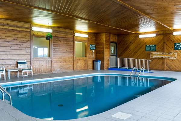 Pool - Rodeway Inn Wahpeton