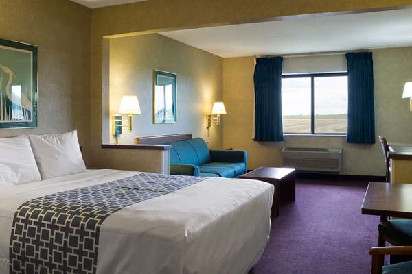 Suite - Rodeway Inn Wahpeton