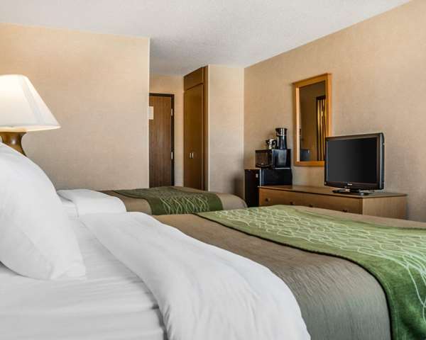  - Comfort Inn Jamestown - I-94, Exit 258