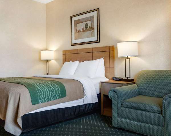  - Comfort Inn Jamestown - I-94, Exit 258