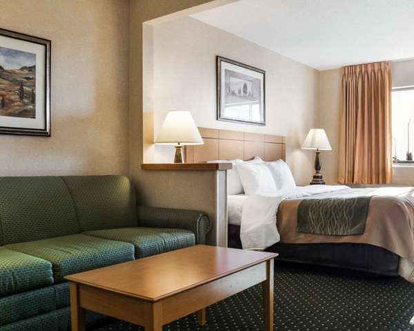 Suite - Comfort Inn Jamestown - I-94, Exit 258