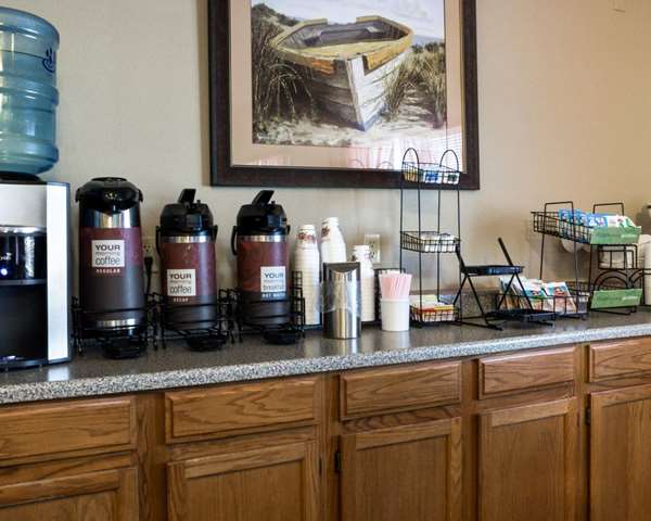 Amenities - Comfort Inn Jamestown - I-94, Exit 258