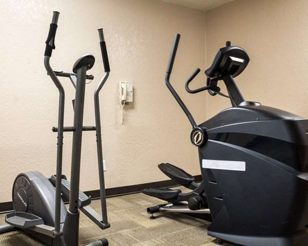 Fitness/ Exercise Room - Rodeway Inn Fargo - I-94, Exit 351