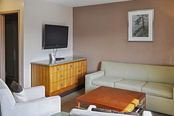 Suite - Rodeway Inn Fargo - I-94, Exit 351