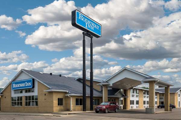 Exterior view - Rodeway Inn Fargo - I-94, Exit 351