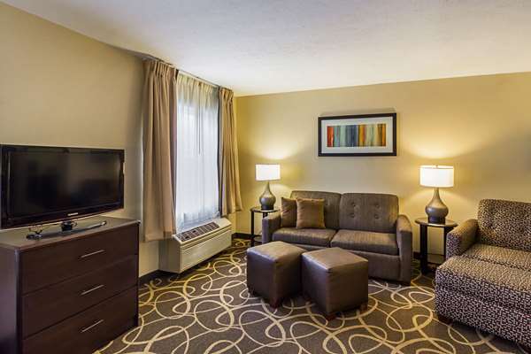 Suite - MainStay Suites Fargo - I-94, Exit 348