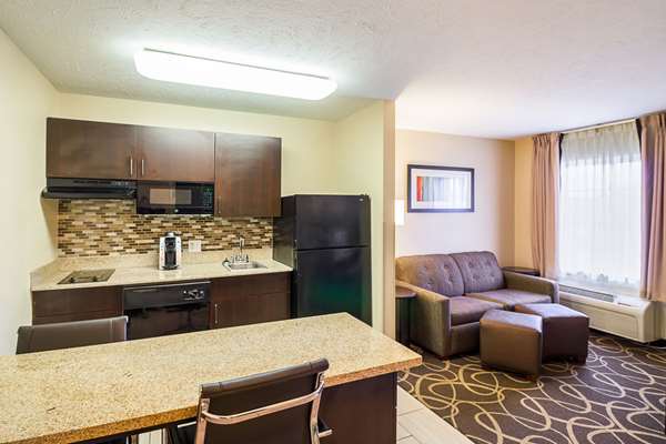 Suite - MainStay Suites Fargo - I-94, Exit 348