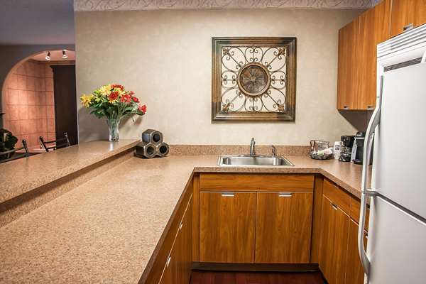 Suite - Sleep Inn & Suites Minot