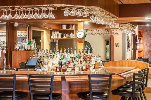 Bar - Sleep Inn & Suites Minot