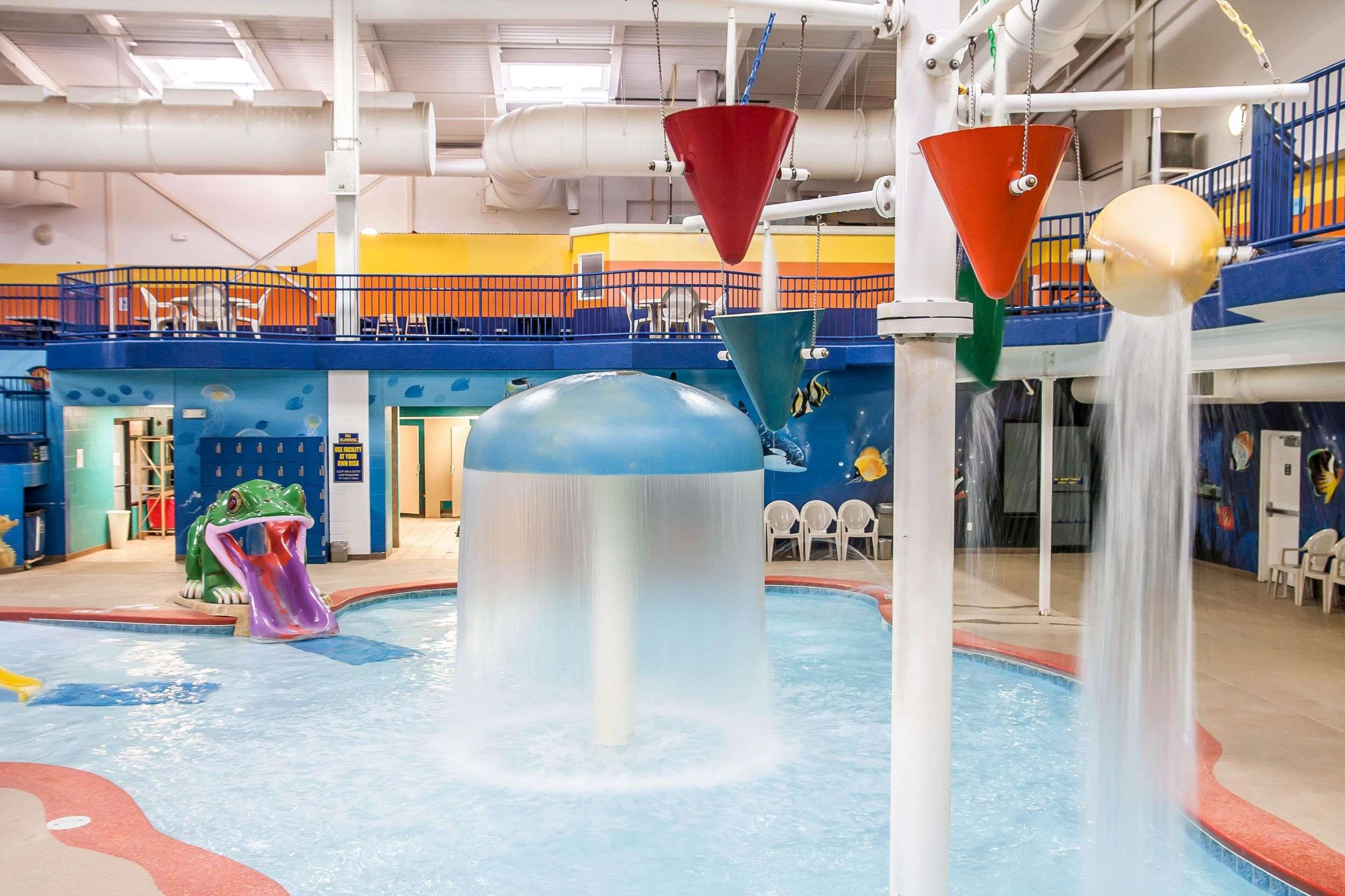 Indoor pool | Sleep Inn & Suites Conference Center and Water Park
